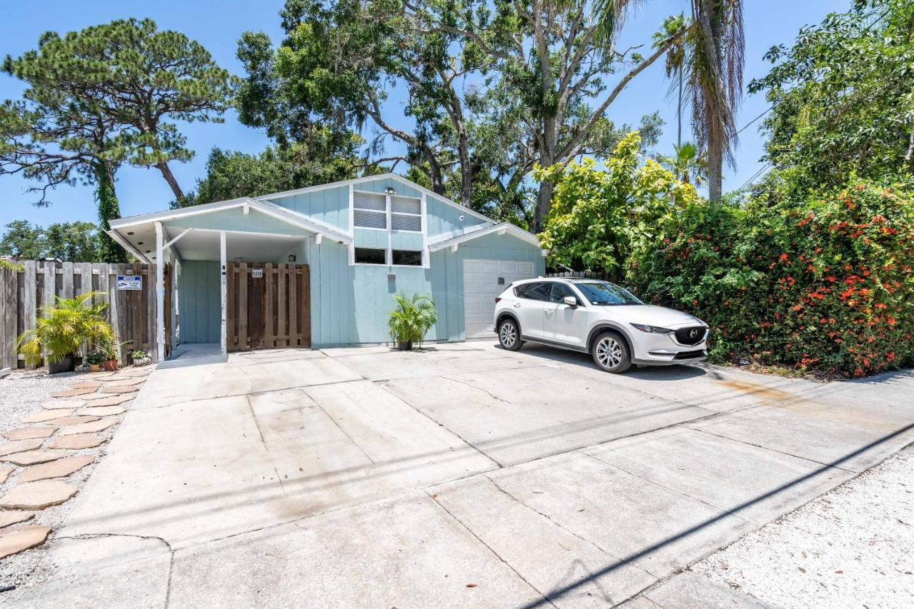 2Bed 1Bath Suite Minutes To Downtown, Beaches, Restaurants, Theaters And More Sarasota Bagian luar foto