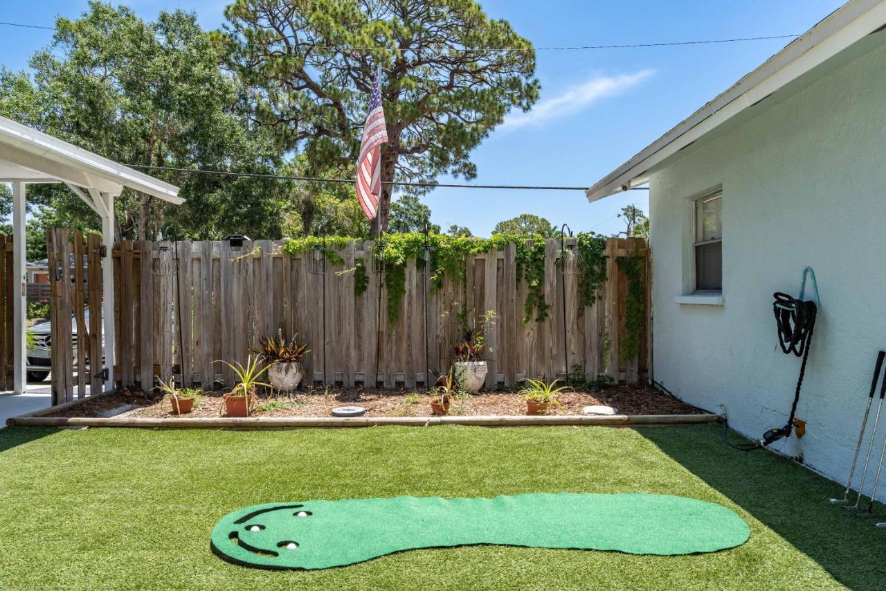 2Bed 1Bath Suite Minutes To Downtown, Beaches, Restaurants, Theaters And More Sarasota Bagian luar foto
