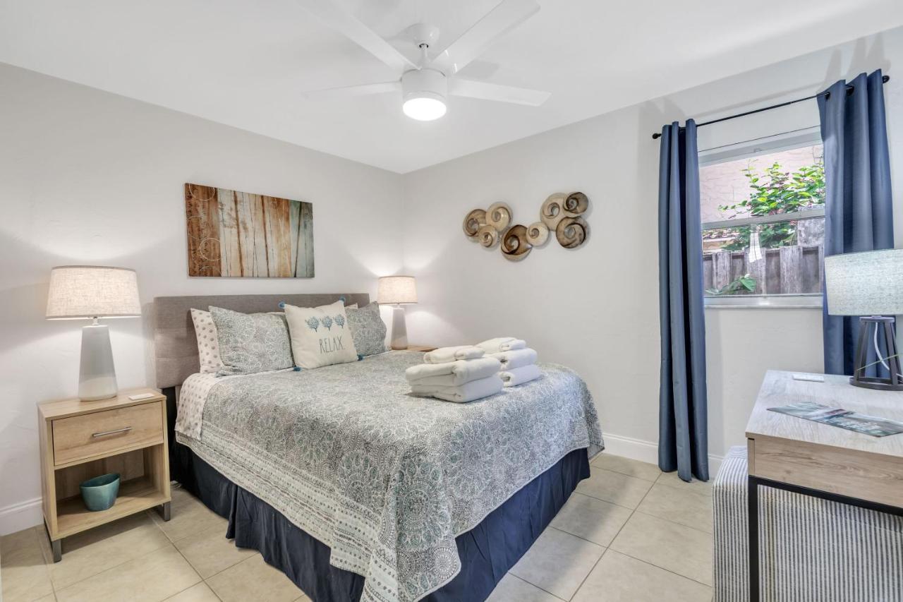 2Bed 1Bath Suite Minutes To Downtown, Beaches, Restaurants, Theaters And More Sarasota Bagian luar foto