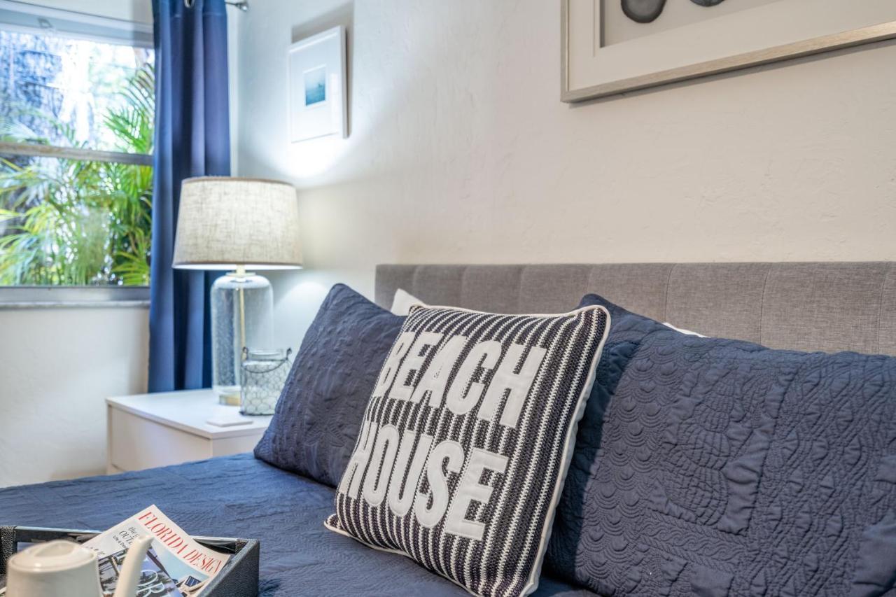 2Bed 1Bath Suite Minutes To Downtown, Beaches, Restaurants, Theaters And More Sarasota Bagian luar foto