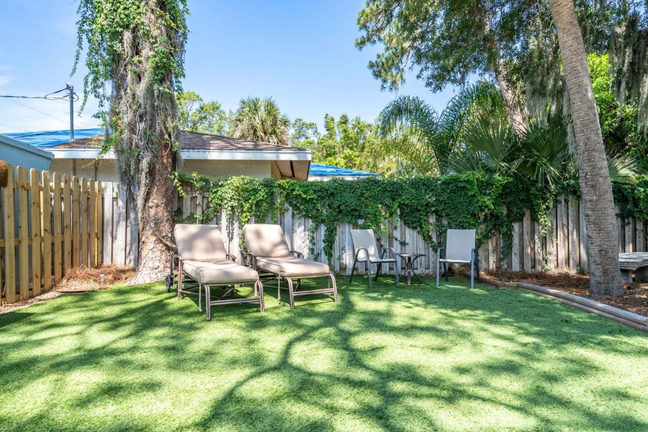 2Bed 1Bath Suite Minutes To Downtown, Beaches, Restaurants, Theaters And More Sarasota Bagian luar foto